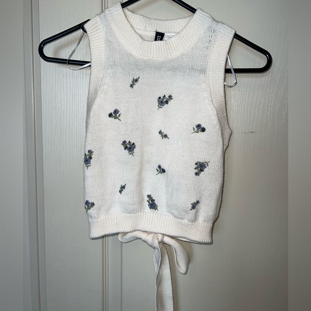 COPY - H and M vest with flowers embroidery